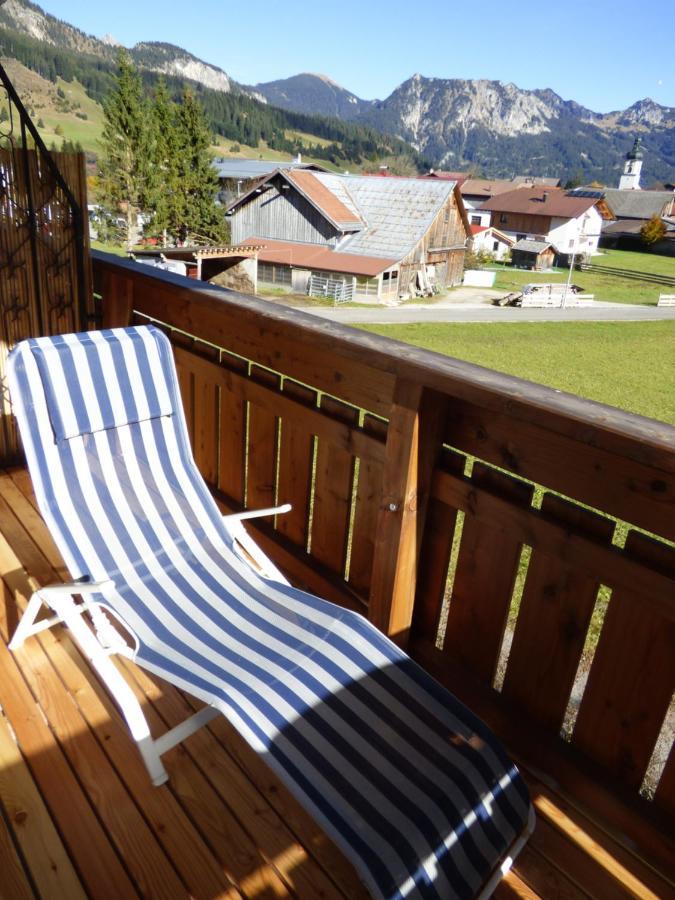 Haus Alpenland Hotel Tannheim Exterior foto